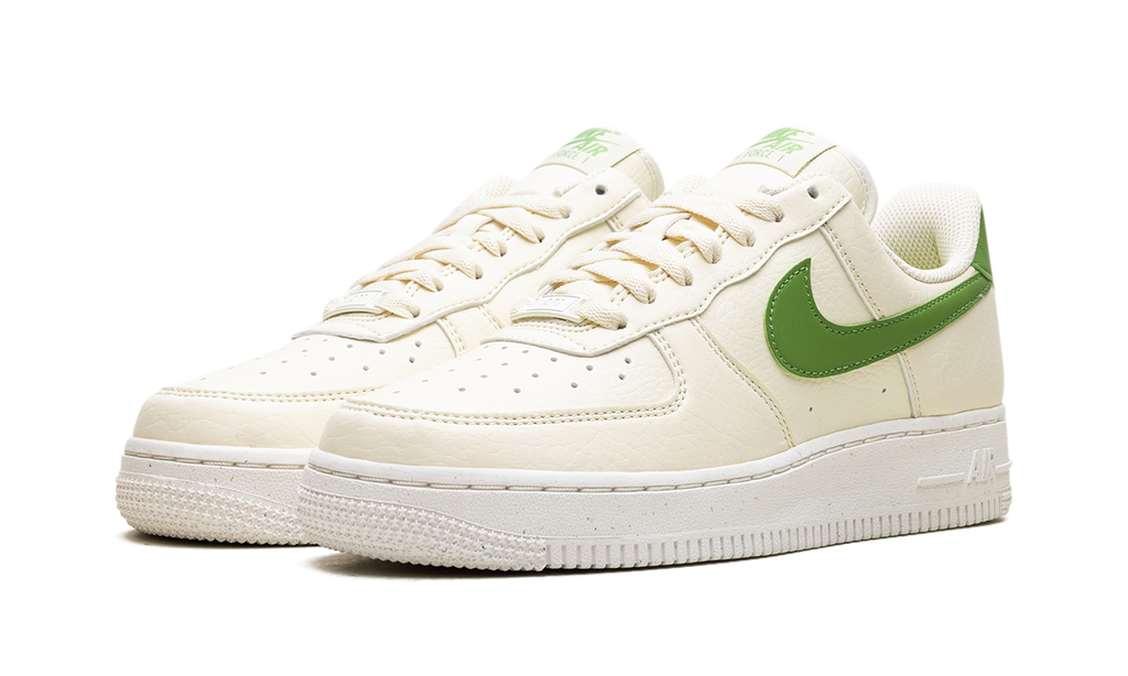 AIR FORCE 1'07 LO WMNS"COCONUT MILK" DV3808 102
