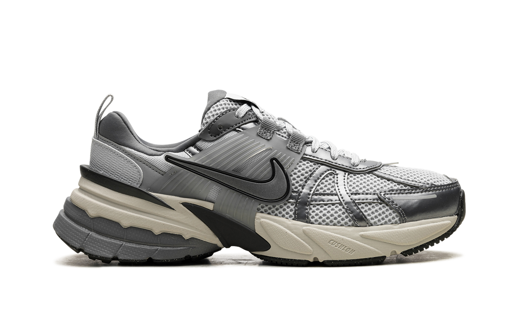 V2K RUN WMNS"Pure Platinum Wolf Grey" FD0736 003