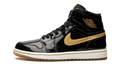 1 Retro High OG "Black/Metallic Gold"