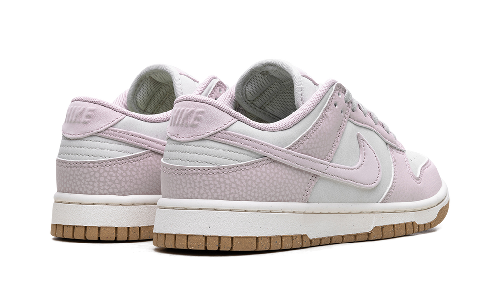 Dunk Low WMNS"Platinum Violet" FN6345 001