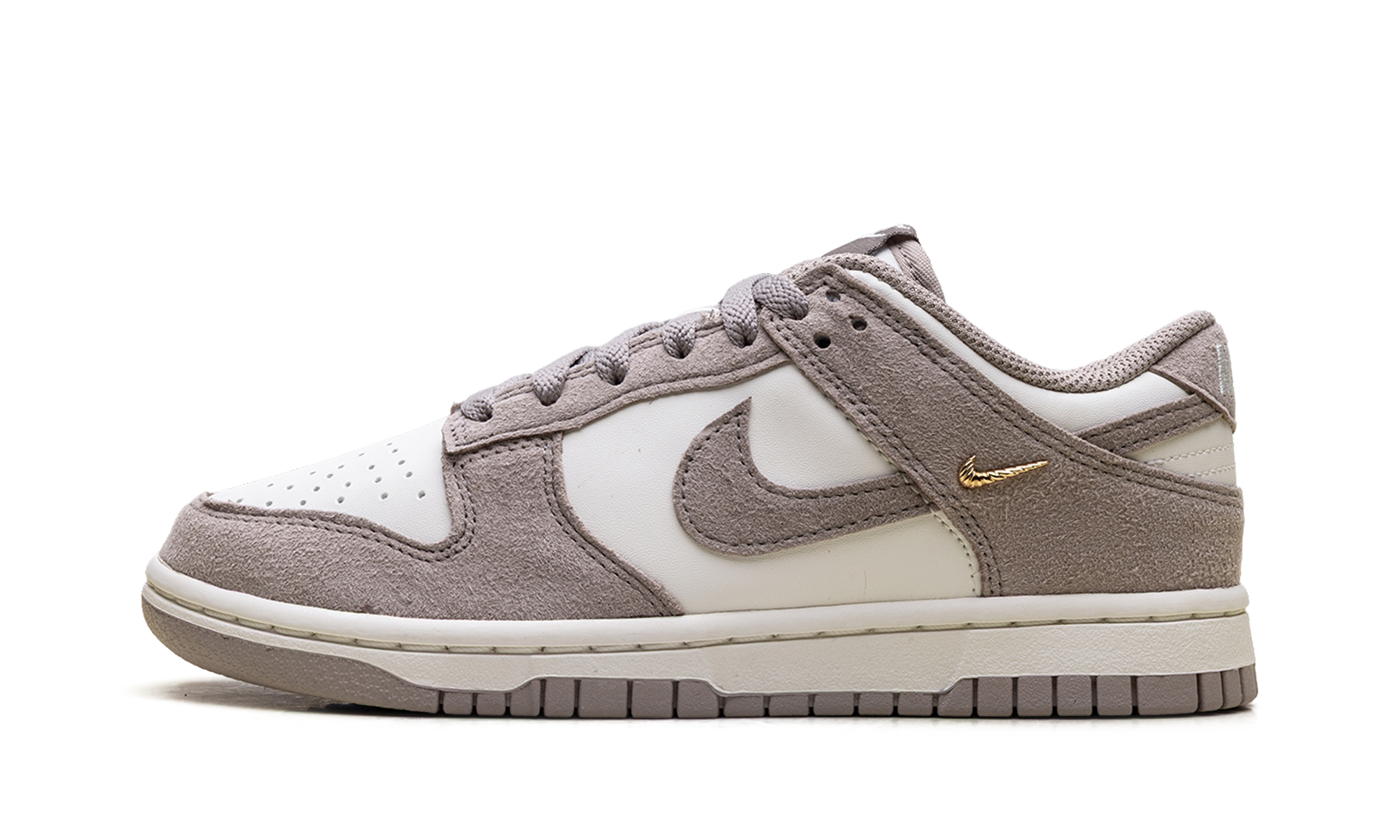 Dunk Low WMNS"Malt Gold Mini Swoosh" IB4417 105