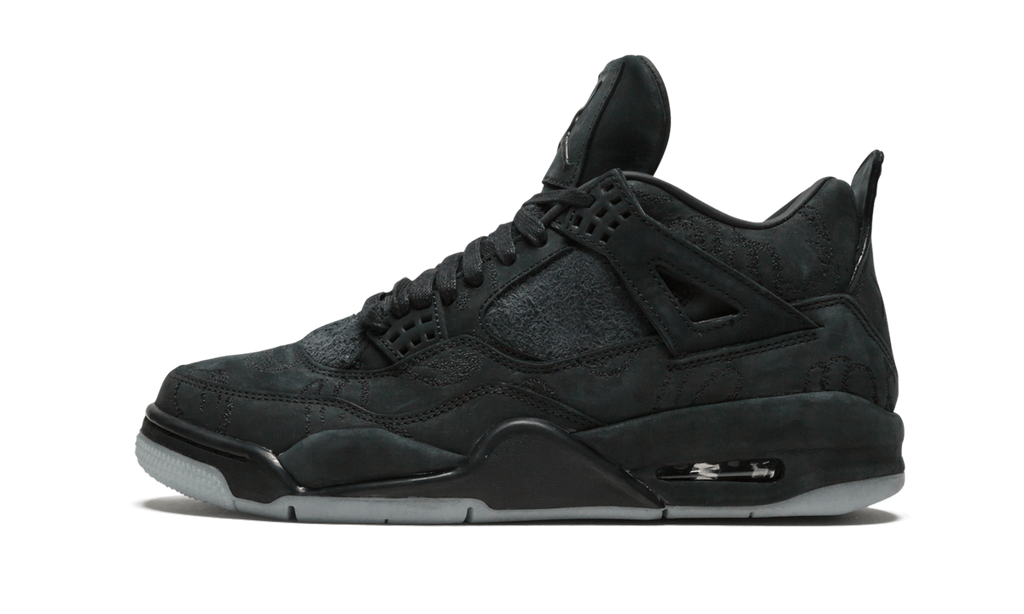 4 Retro "Kaws - Black" 930155 001