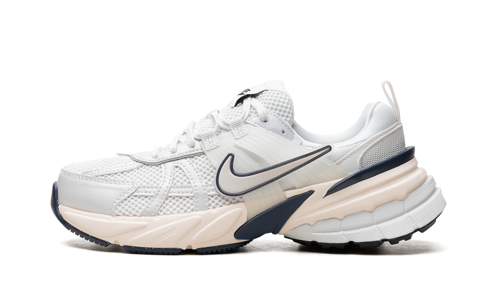 V2K Run WMNS"White" FD0736-004