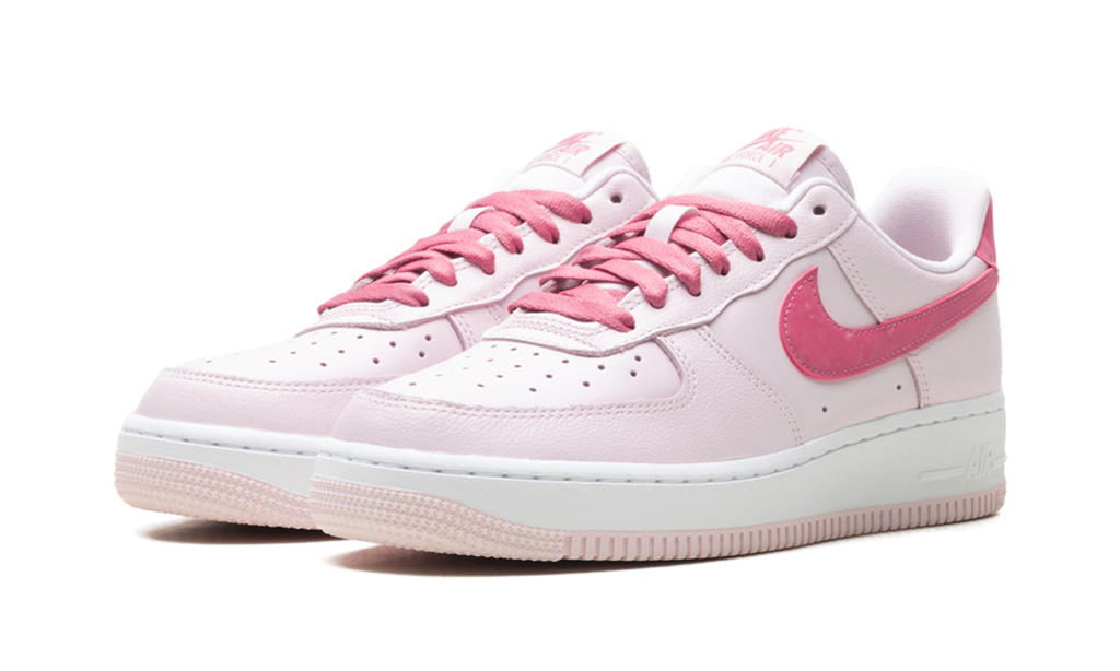 Air Force 1 Low WMNS"Valentine's Day (2026)" IO8755 600