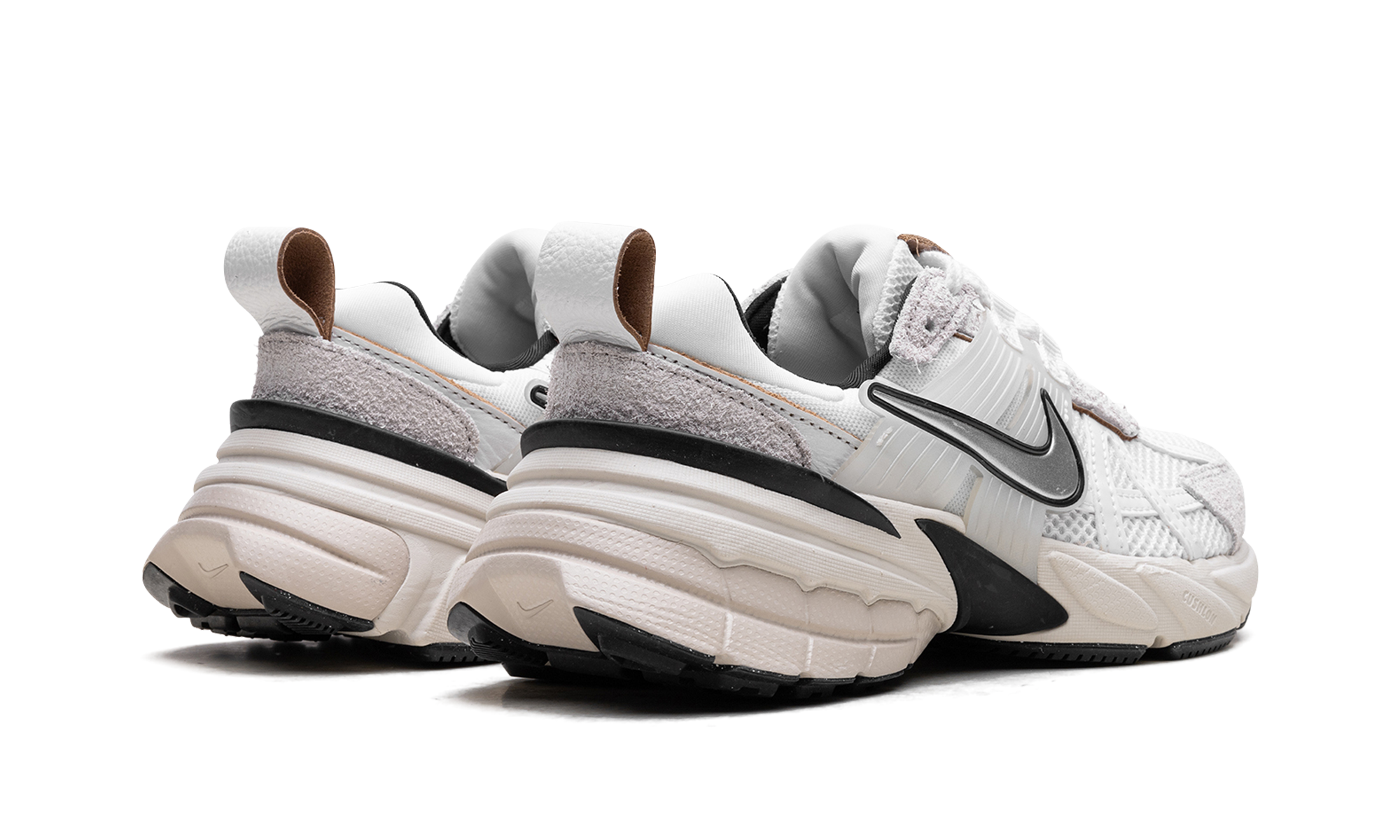 V2K Run Wmns"Summit White" FN6703 100