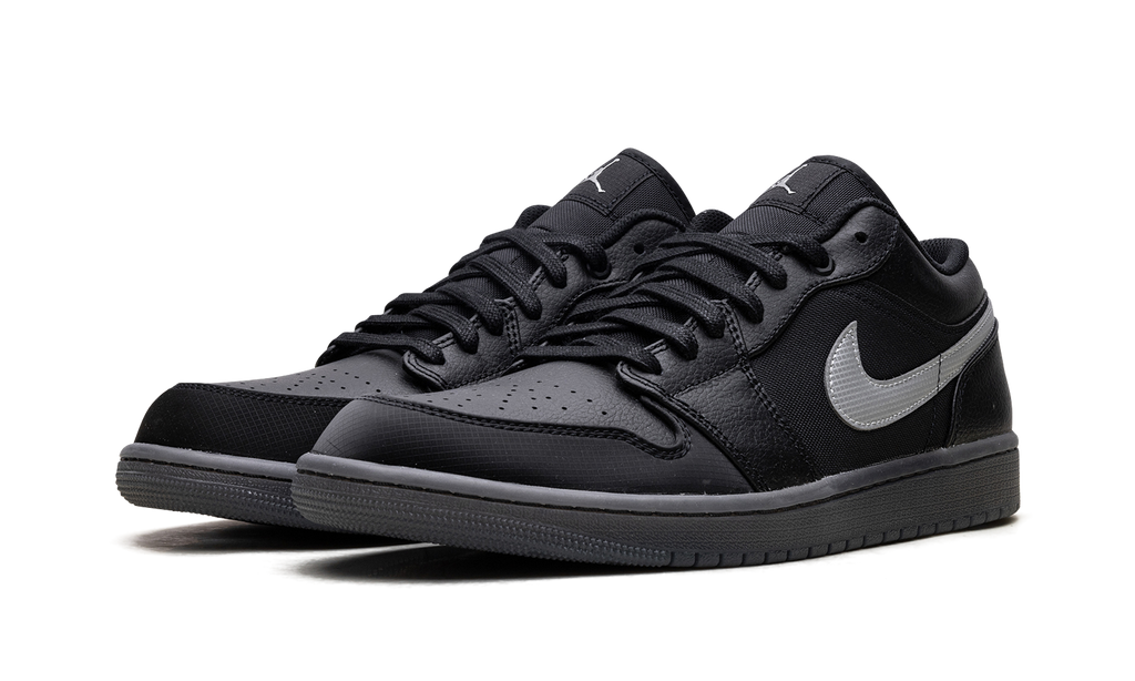 1 Low "Black White Dark Smoke Grey" HV5968 001