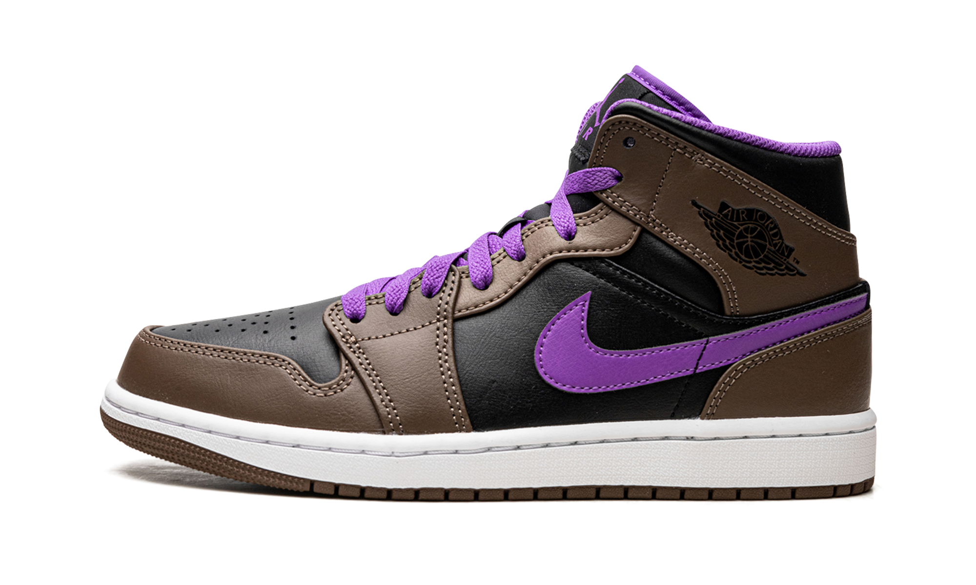 1 Mid "Palomino" DQ8426 215