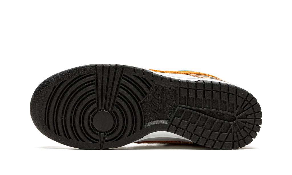 DUNK LO SE MNS WMNS"Safari Mix" DN3866 100