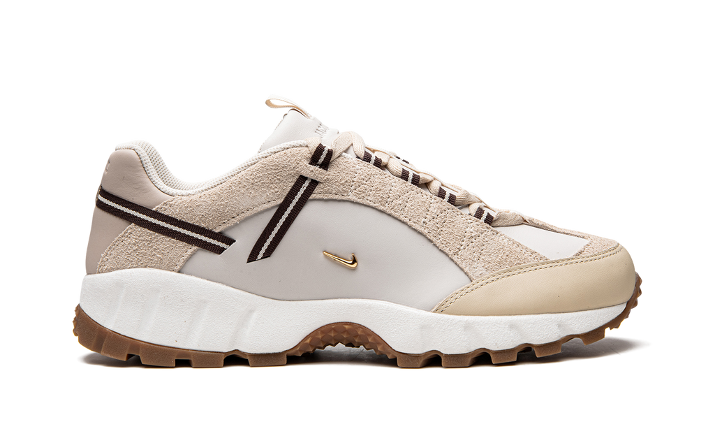 AIR HUMARA LX WMNS"Jacquemus - Beige" DR0420 001