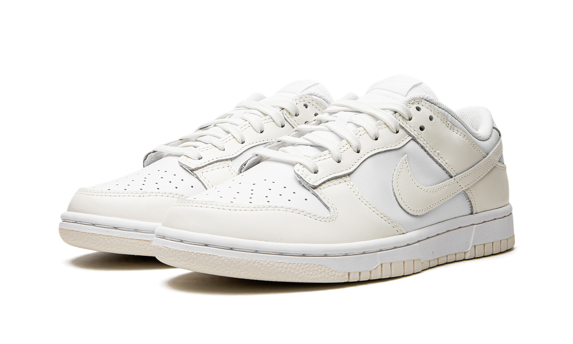 DUNK LO MNS WMNS"Coconut Milk" DD1503 121