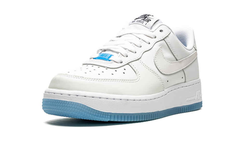 AIR FORCE 1 LO LX MNS WMNS"UV Reactive" DA8301 100
