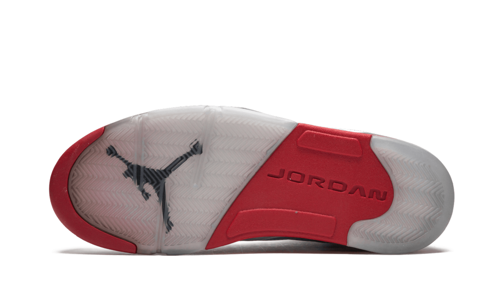 5 Retro "Fire Red" 136027 120