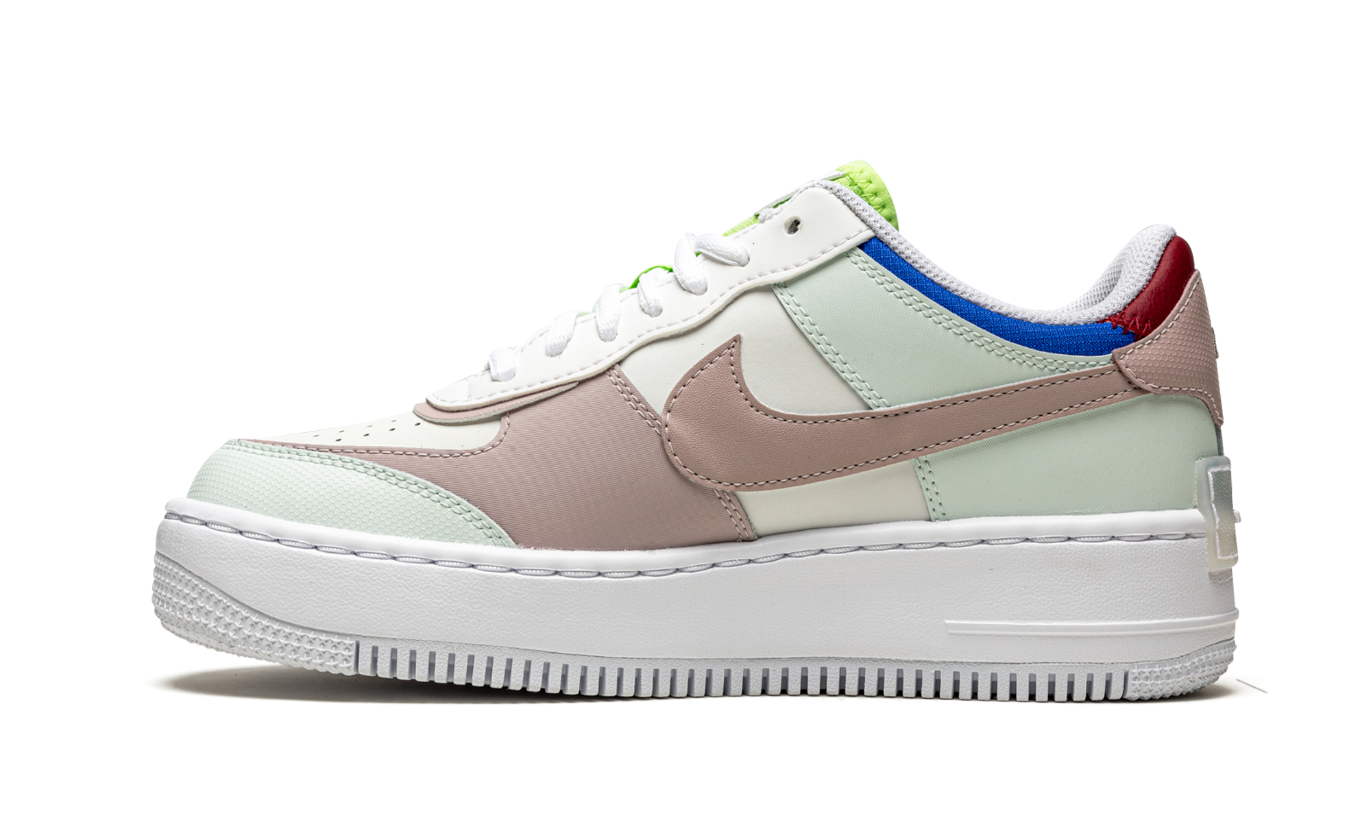 AF1 SHADO SE WMNS"Pixel Swoosh" CV8480 300