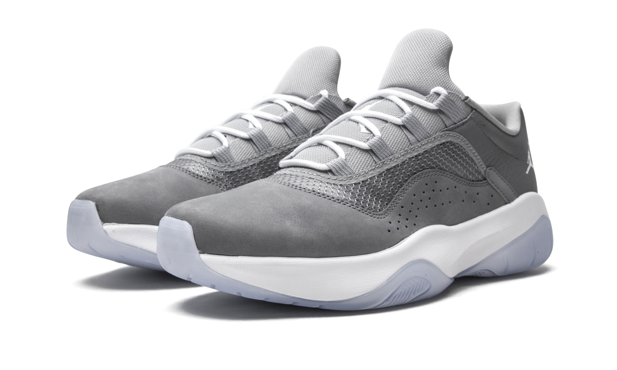 11 CMFT Low "Cool Grey" CW0784 001