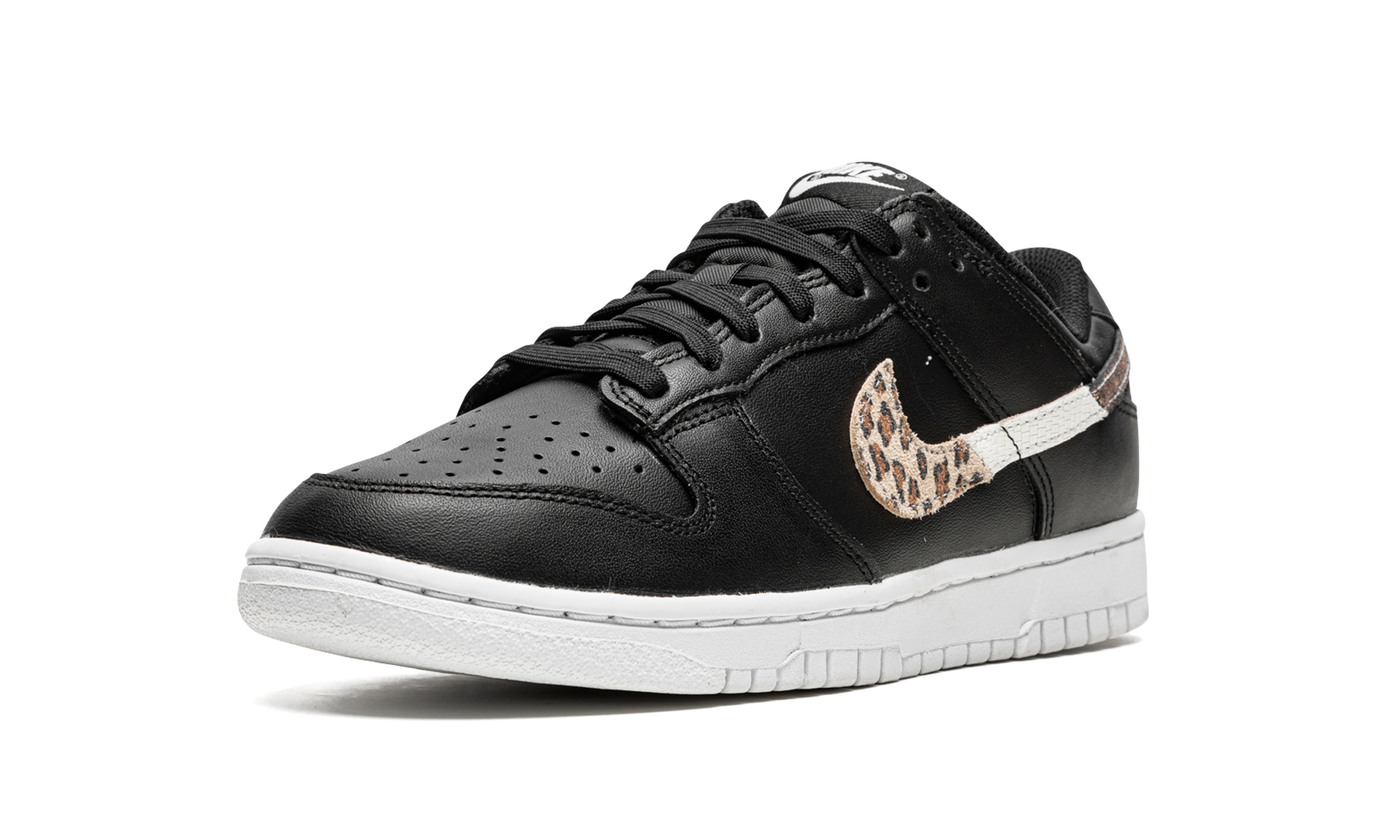 DUNK LO SE WMNS"Animal Instinct" DD7099 001