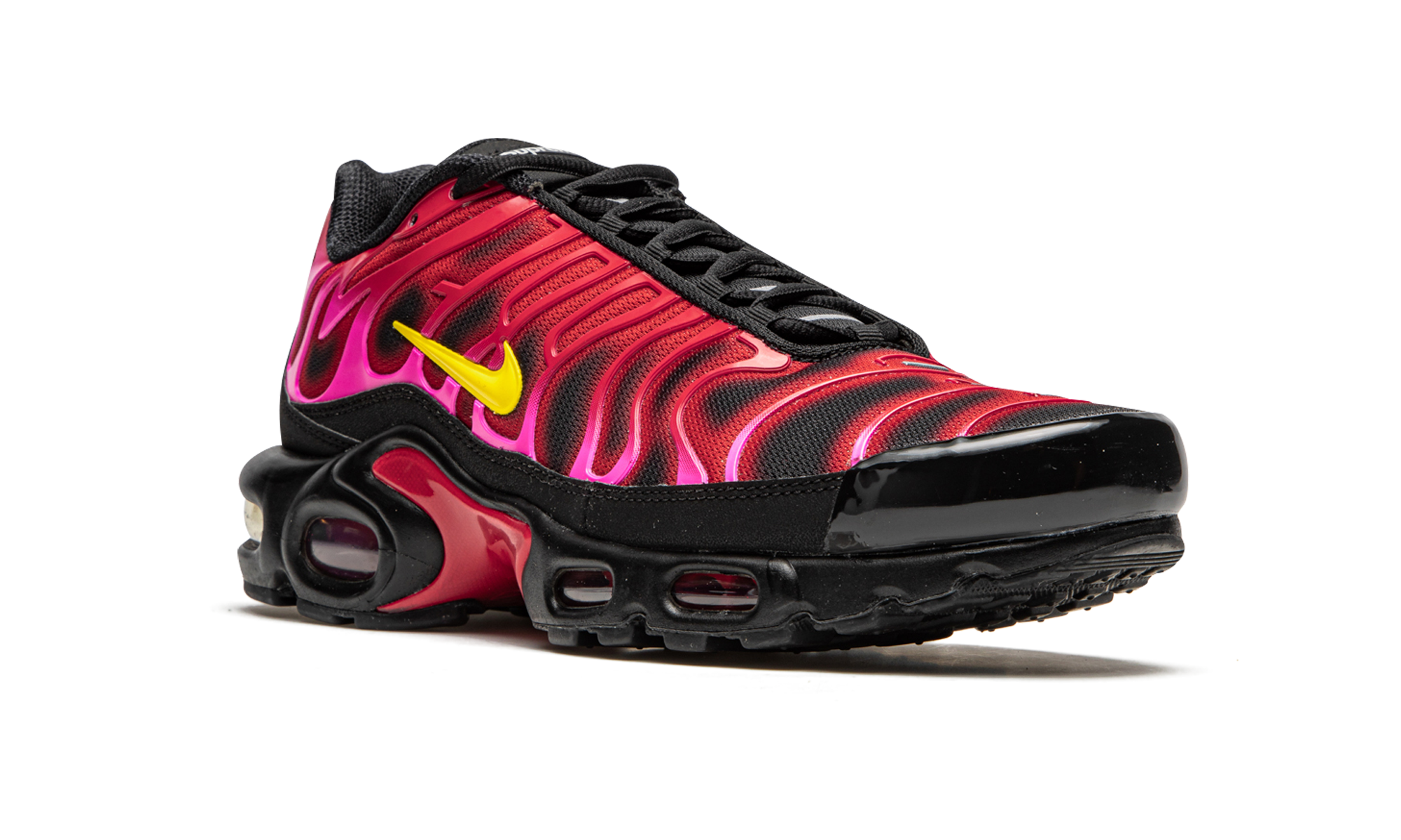 Air Max Plus TN "Supreme - Black / Red" DA1472 600