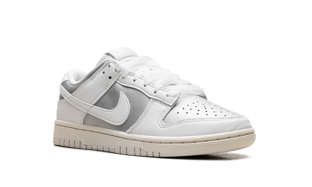 Dunk Low Next Nature WMNS"Sheer Lace Pack - Metallic Platinum" IB7311 001
