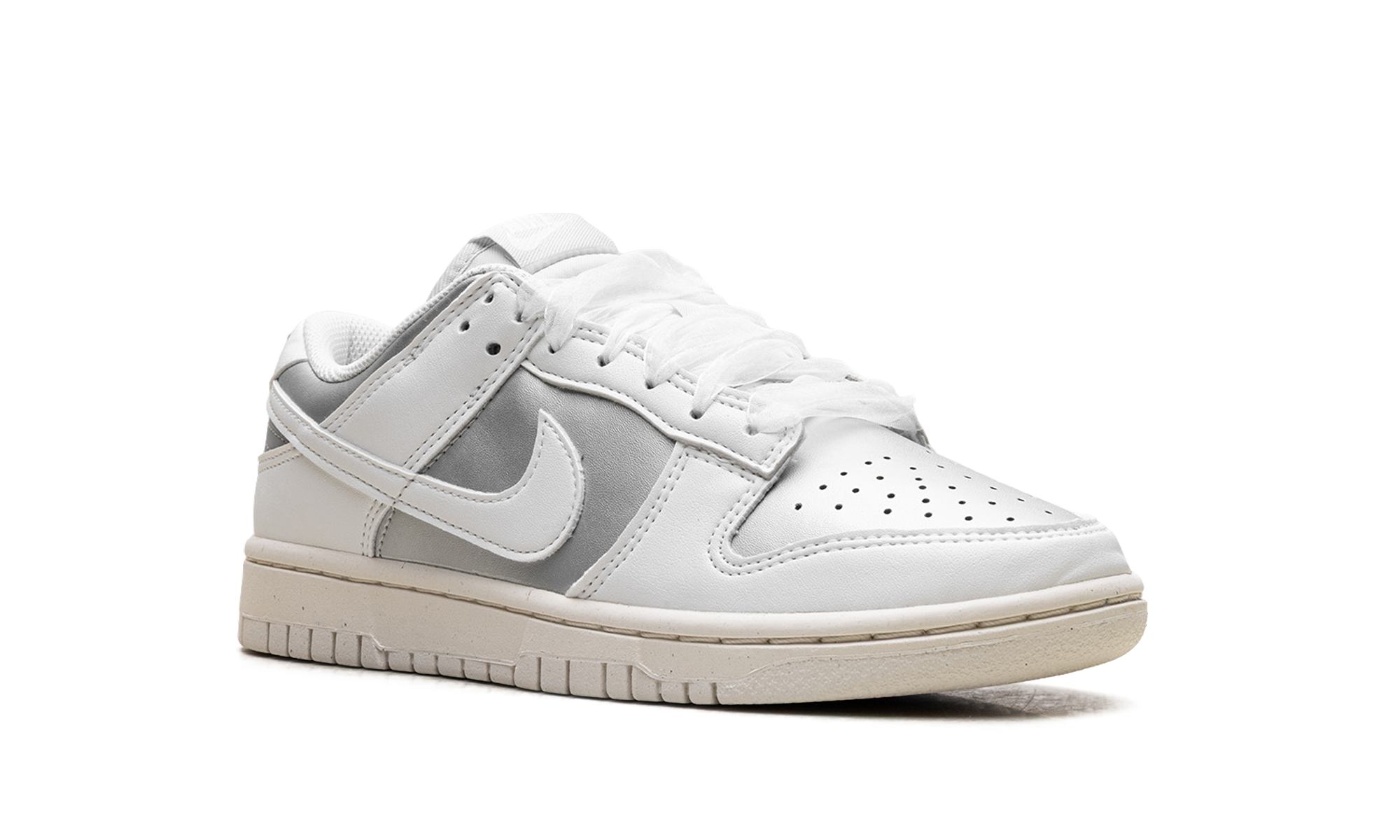 Dunk Low Next Nature WMNS"Sheer Lace Pack - Metallic Platinum" IB7311 001