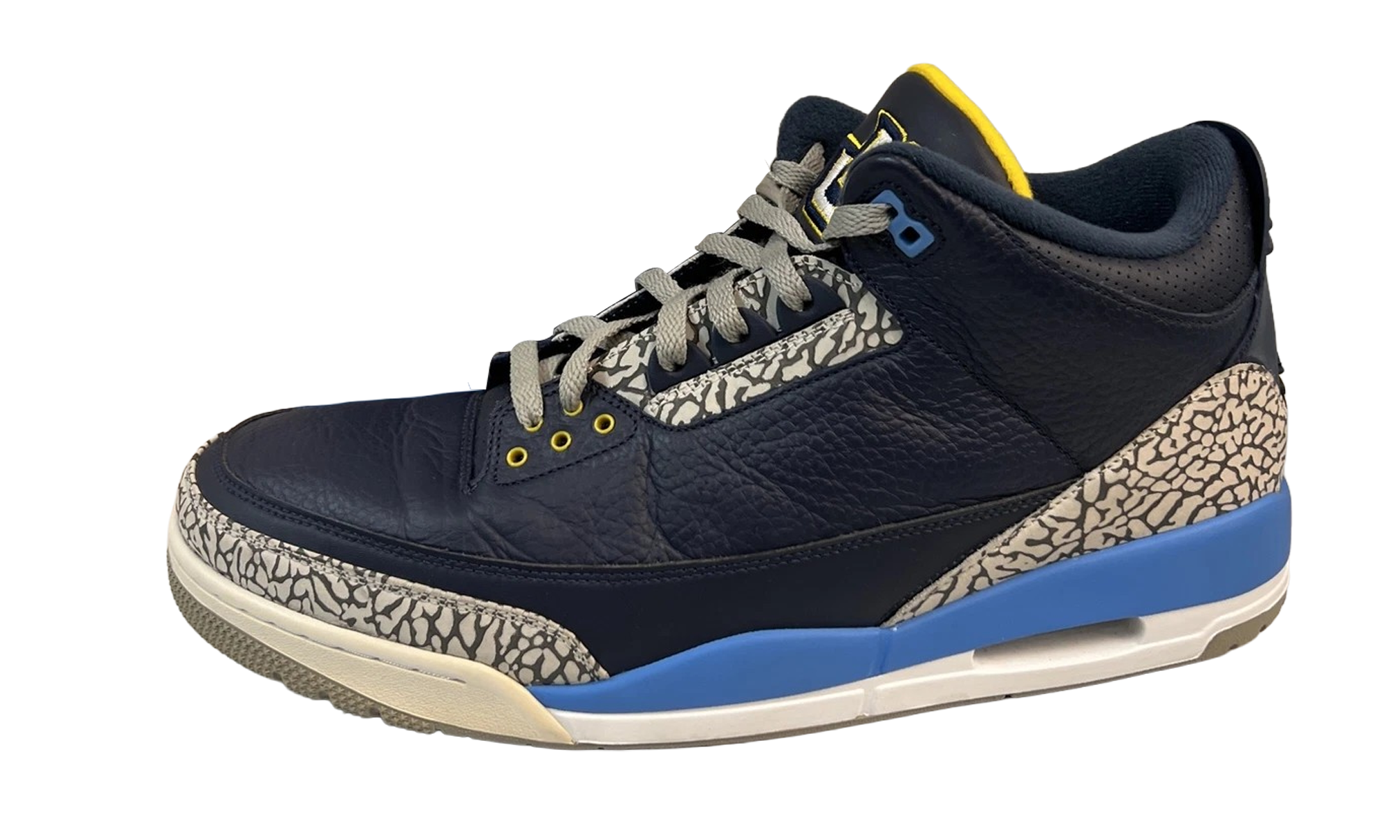 3 "Marquette PE" AJ3 838938