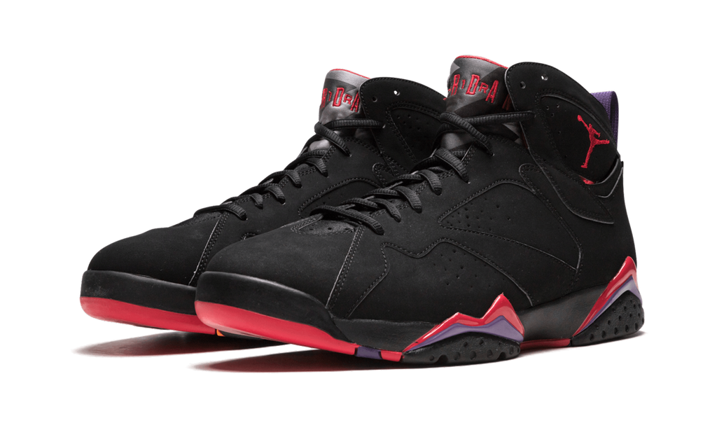 7 Retro "Raptor" 304775 018