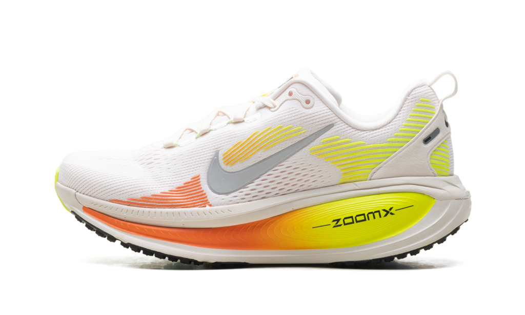 Vomero 18 WMNS"Phantom Light Wild Mango Volt" HM6804 002