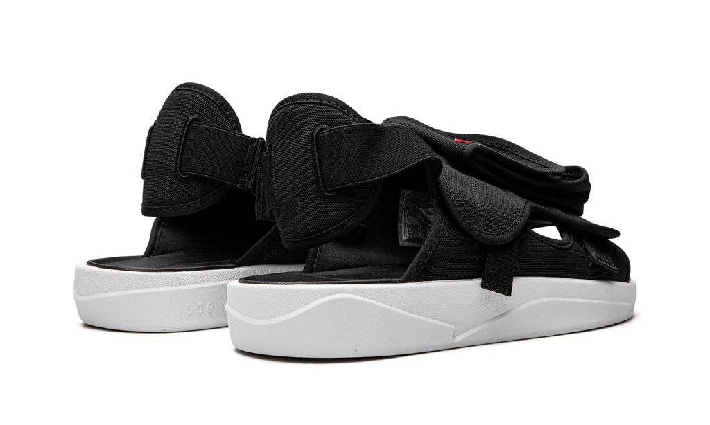 LS Slide "Black / White" CZ0791 006