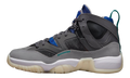 Jumpman Two Trey "Cool Grey" DO1925 005