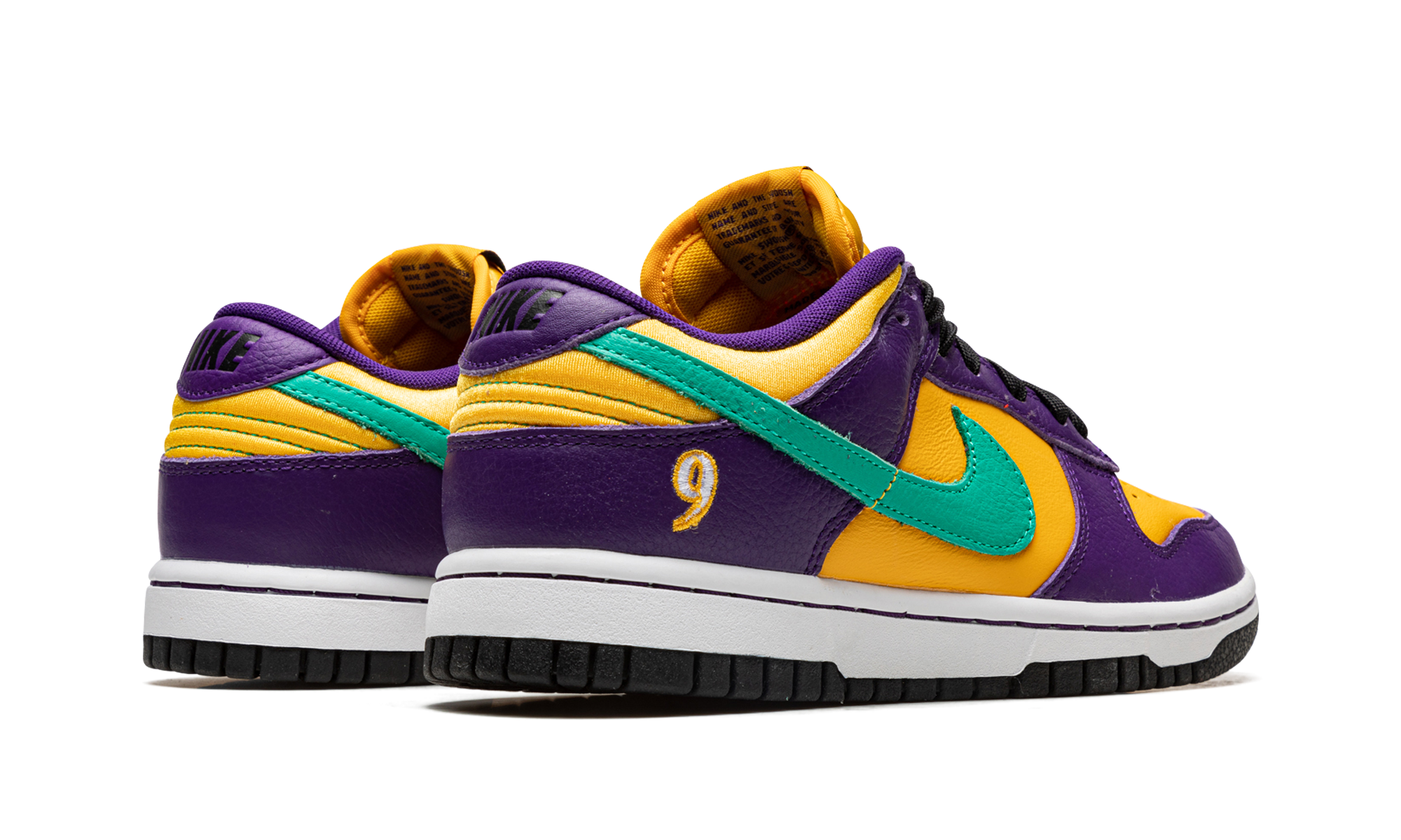 DUNK LOW WMNS"Lisa Leslie" DO9581 500