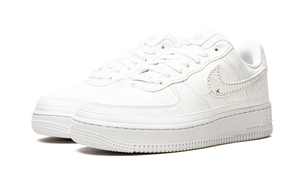 AIR FORCE 1 LO LX WMNS"Reveal" CJ1650 101