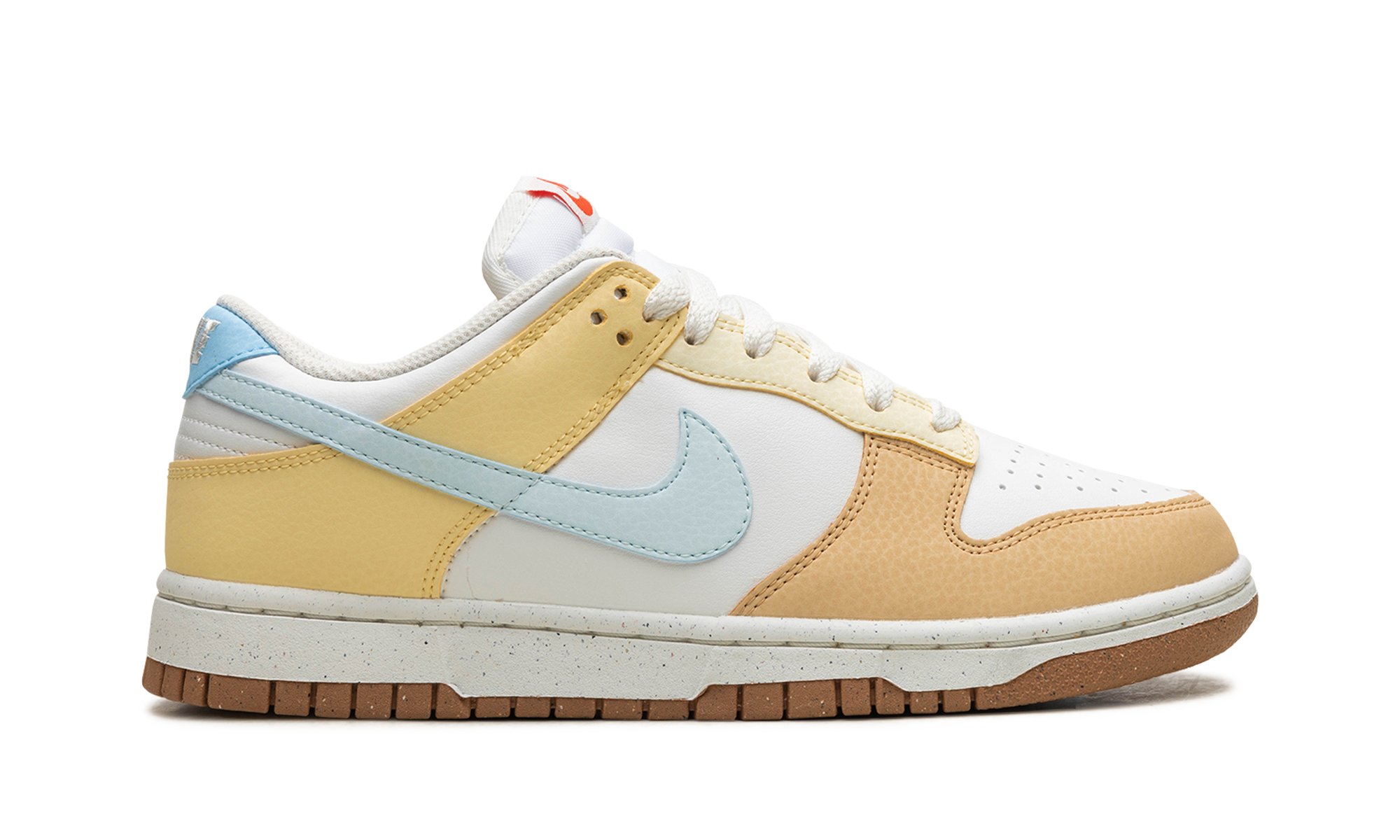 DUNK LOW WMNS"Soft Yellow" FZ4347 100