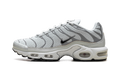 Air Max Plus WMNS"Light Silver" FV8480 002