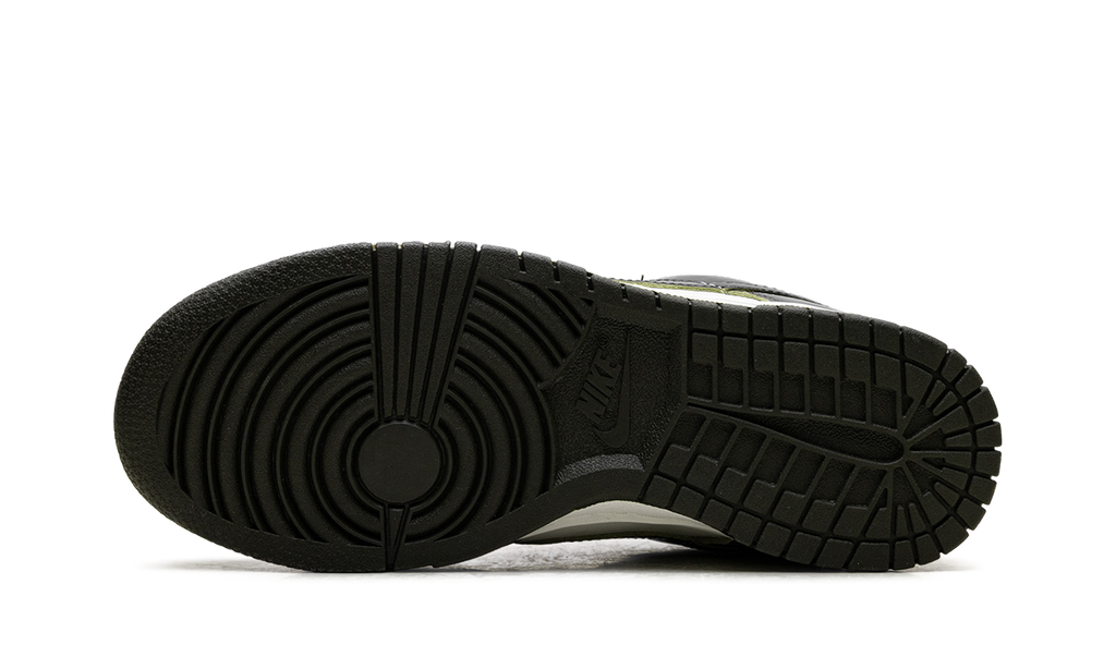 Dunk Low SE WMNS"Panda-Monium Pack - Olive" HQ1918 001