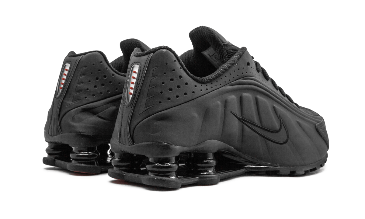 SHOX R4 WMNS"Black" AR3565 004